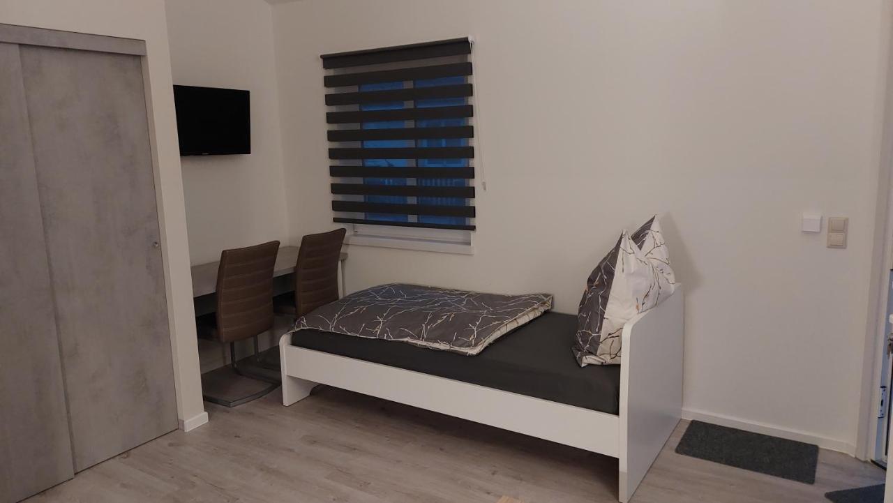 Ferienwohnung Am Stadtwald Freiberg Ngoại thất bức ảnh